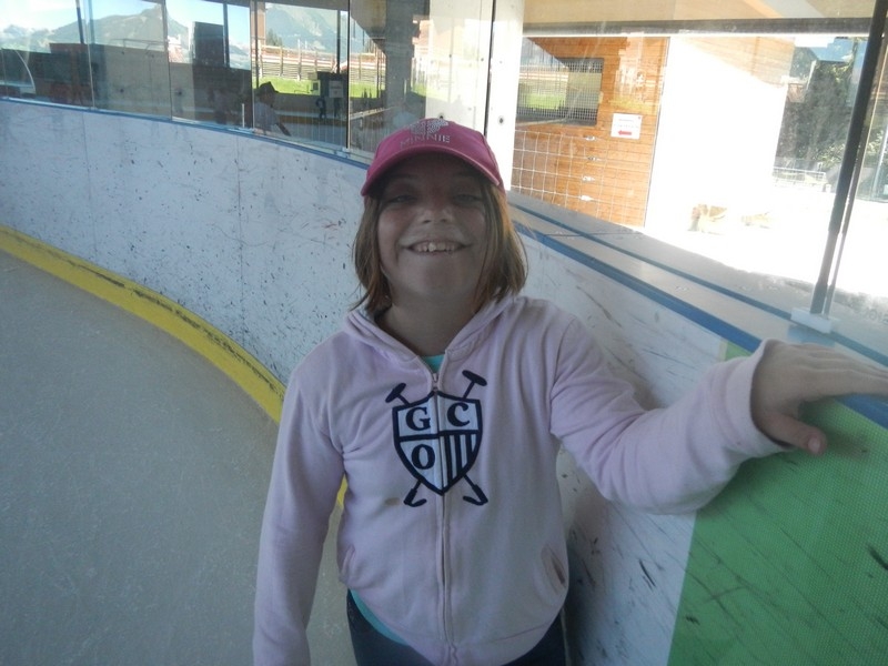 Village Camps International Summer Camp Leysin, Switzerland 2026-08-15 https://www.villagecamps.com/journals_admin/images/708-12-ice skating (79).jpg